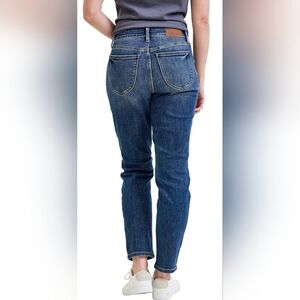 JUDY BLUE Classic High-Rise Women's Jeans in Dark Blue